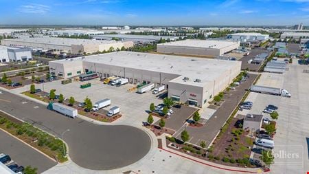 Preview of commercial space at 3065 Ramco St