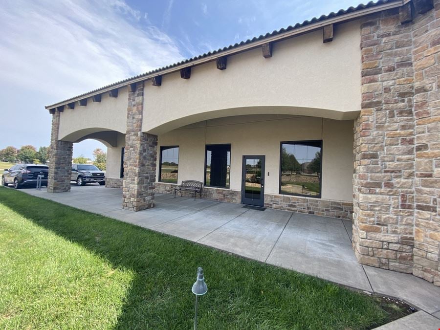 2424 W. Kingsley Suites A & B: ±2,990 SF Of Office Space For Lease