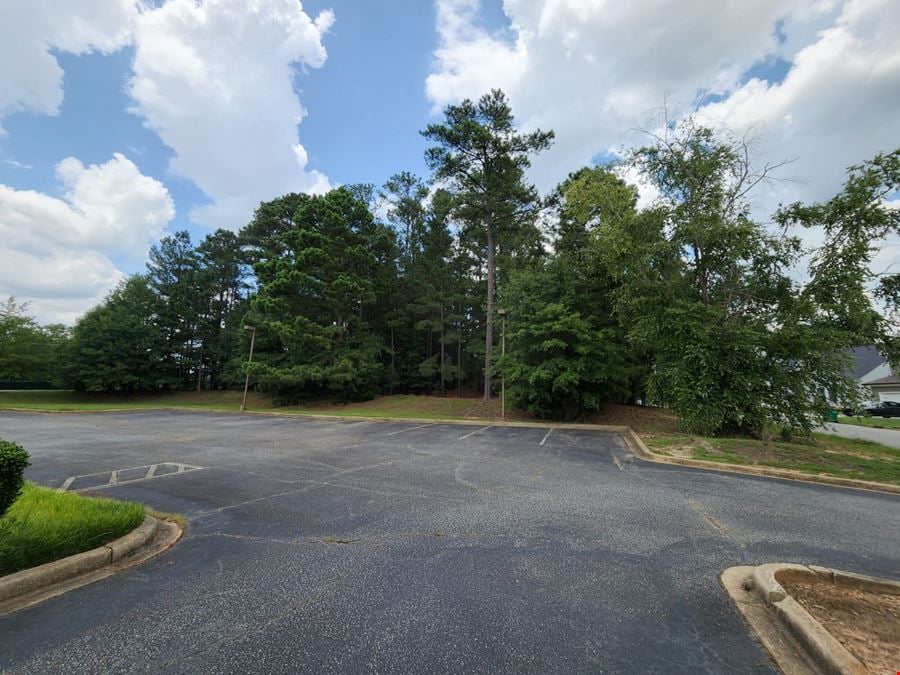 12K SQ FT Bdg Near SMC in Spartanburg, 55 Parking Spaces