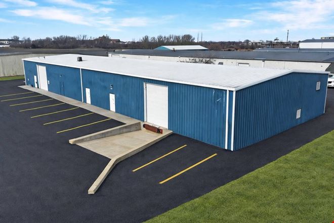 Preview of Industrial space for Rent at 9100 Louisiana St
