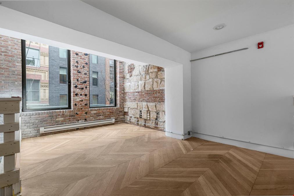 54 Crosby St