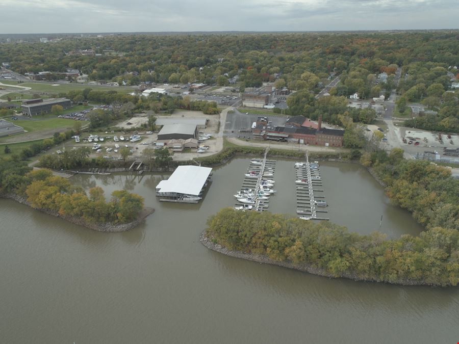 Wharf Harbor Marina