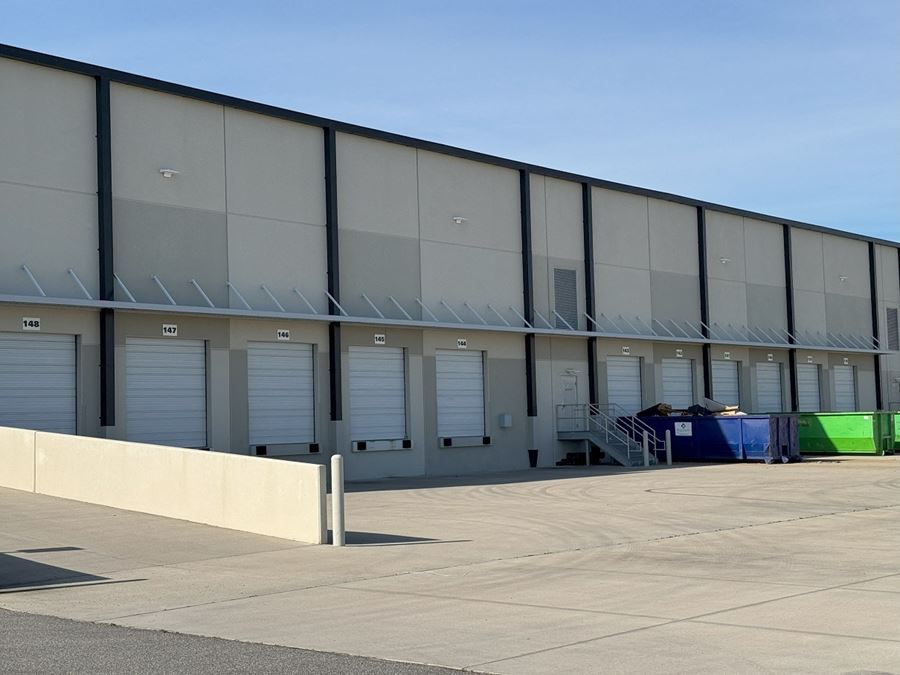 1021 Crews Commerce Dr