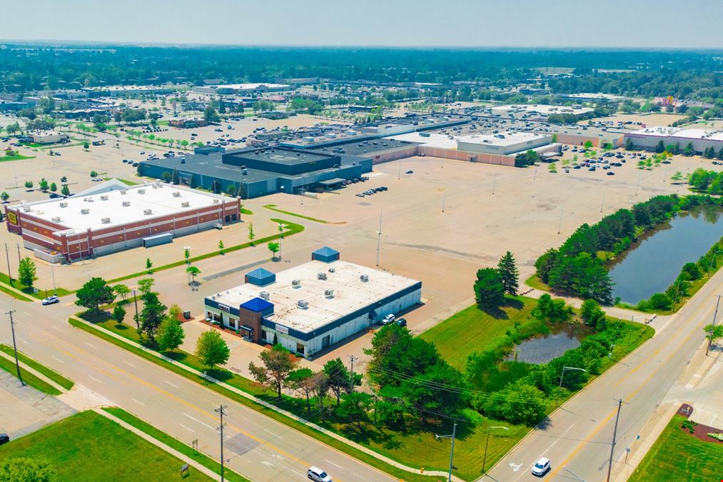 5206-5210 West Saginaw Highway