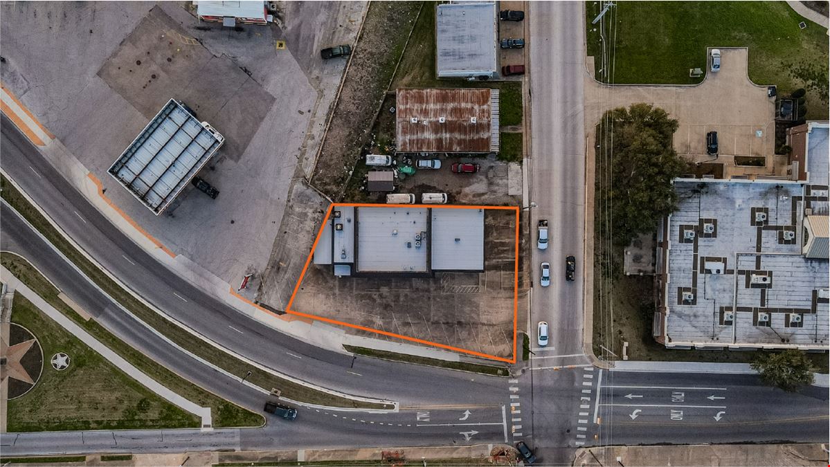 401 N Austin Pkwy