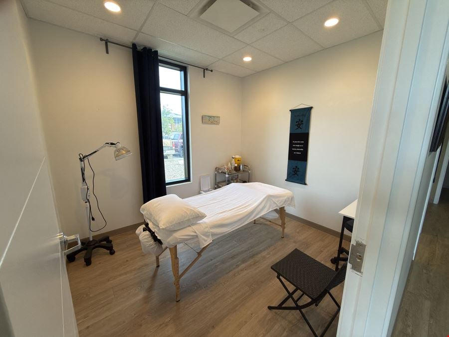 553 40 Street South, Unit 1