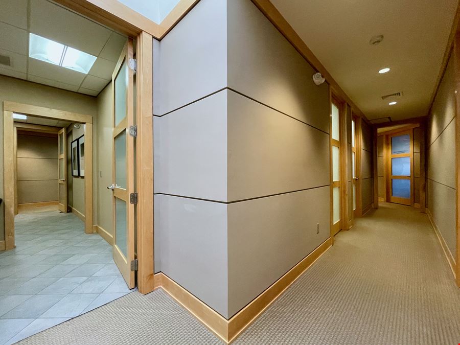 90 Grove St Ste 206-207