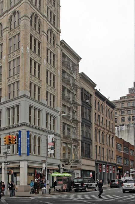 Preview of Office space for Rent at 414 Broadway