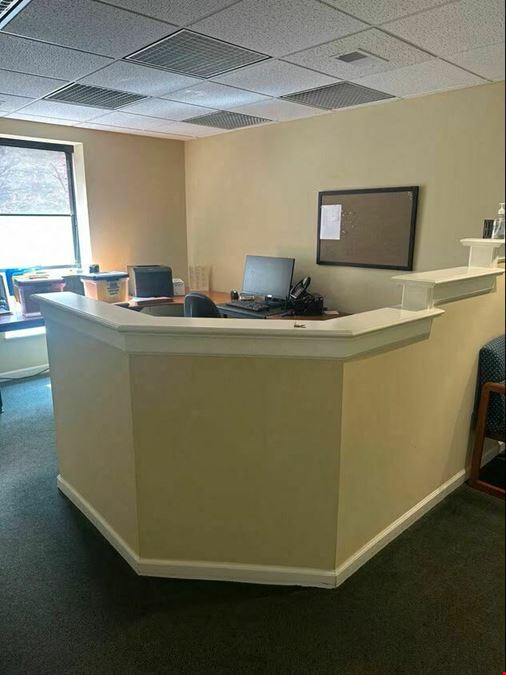 McKnight East Professional Office