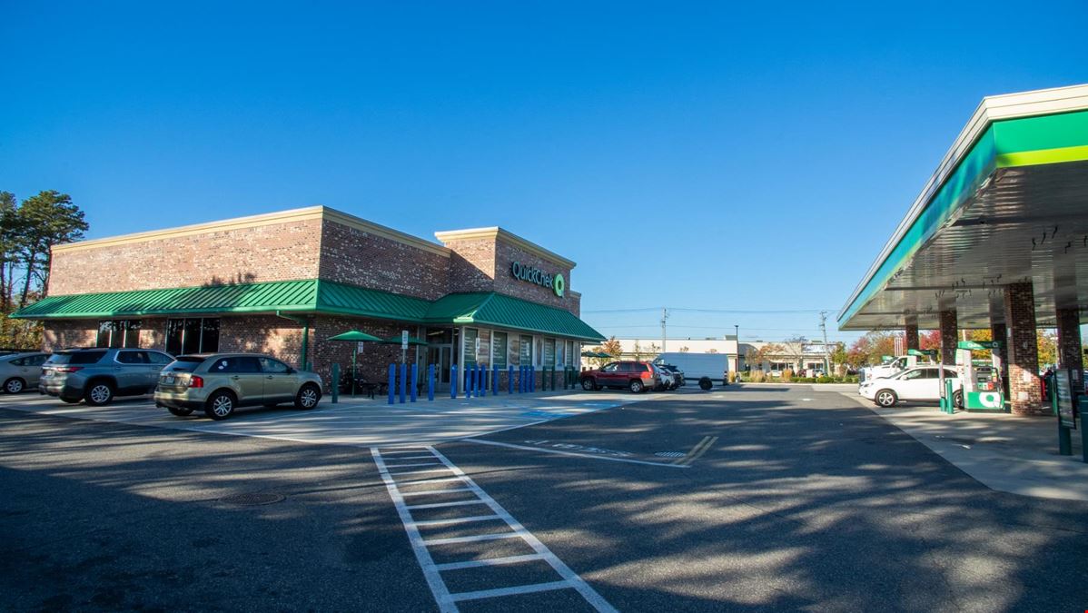 Bohemia Shopping Center