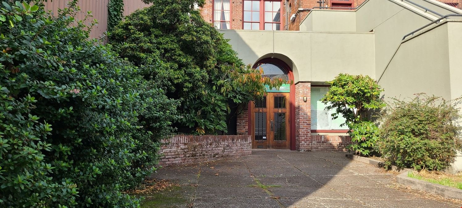 240 Commercial St NE #B, Salem, OR 97301