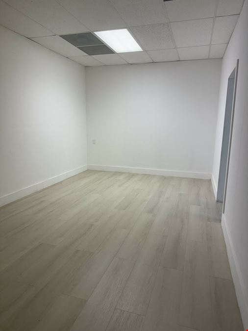 Freestanding Office/Retail