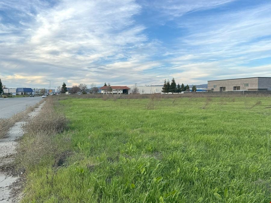 ±4.14 Acres of Industrial Zoned Land