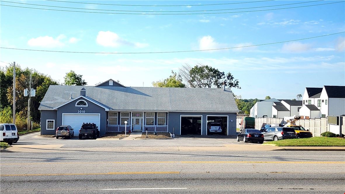 3010 W Walnut St