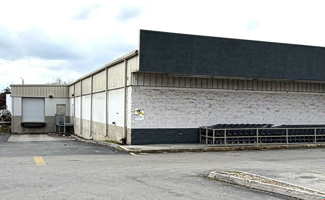 Magnolia Dollar Building