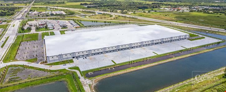 Kings Logistics Center | 658,000± SF Cross Dock Warehouse