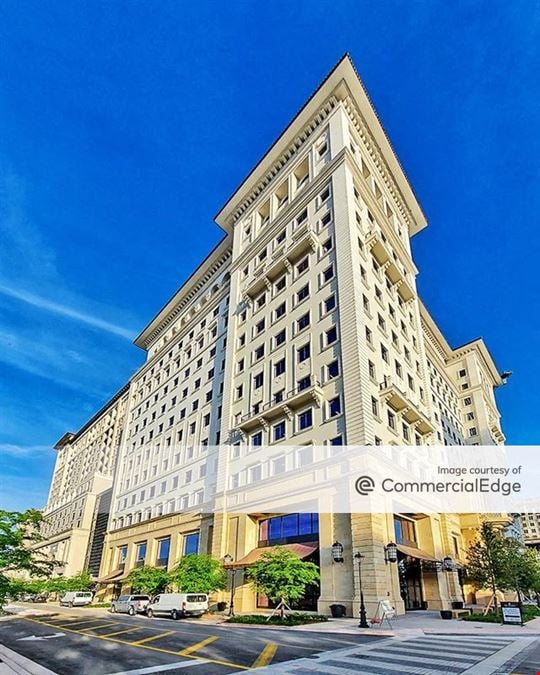 2811 Ponce de Leon Blvd