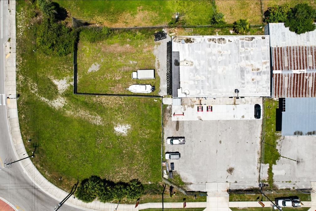 5,760 SF Warehouse Situated on 0.94± AC