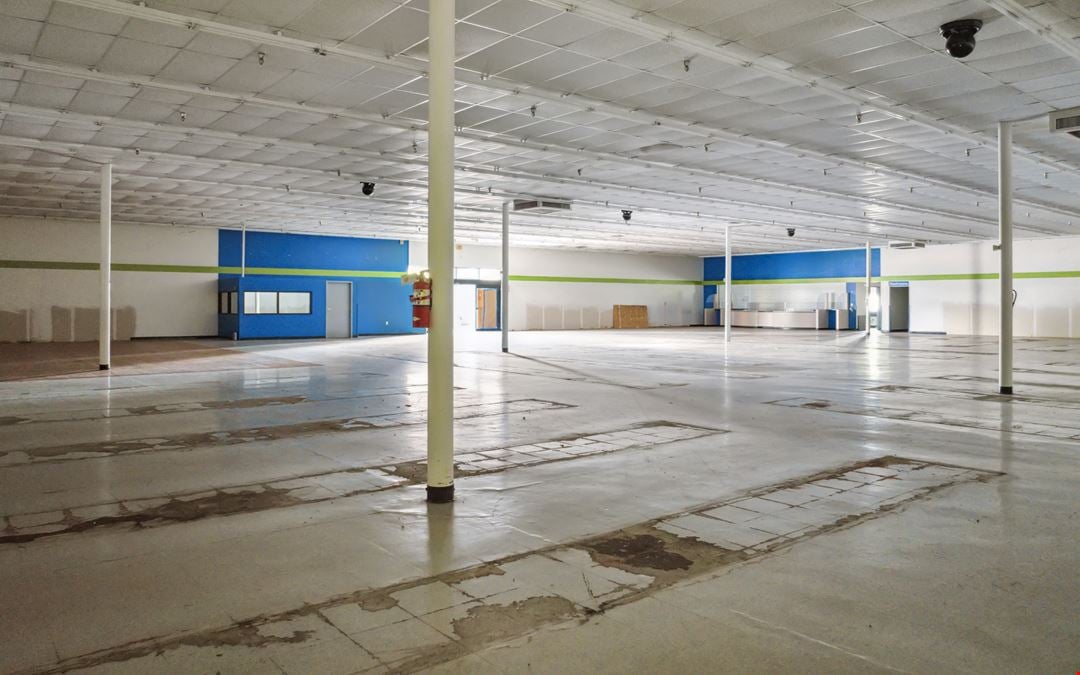 Oakdale Plaza