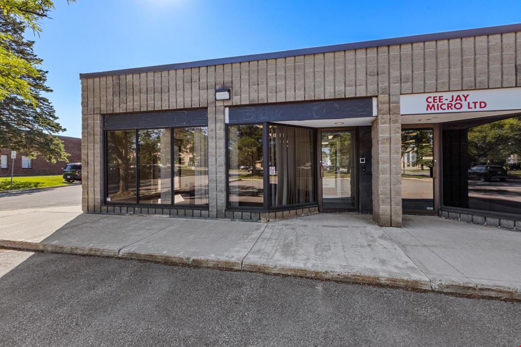 155 Terence Matthews Crescent unit 1&8