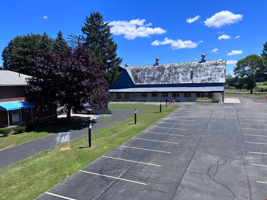 6995 Transit Rd - 800+/- SF up to 3,600+/- Retail Space