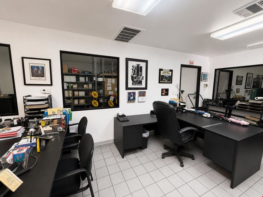 5945 Laurel Canyon Blvd.