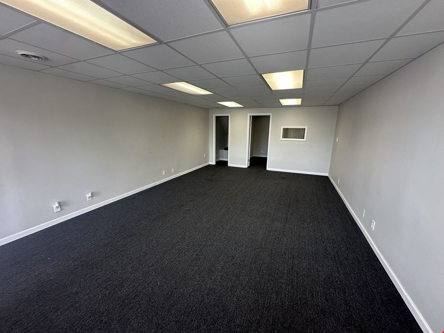 3135 Walden Ave - 800+/- SF Office/Retail Space for Lease