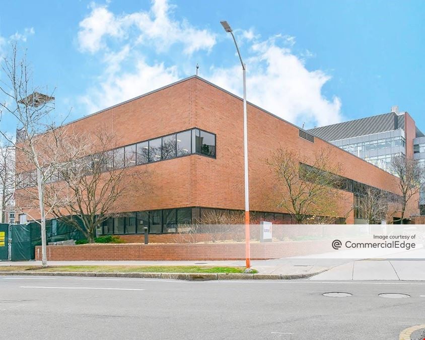Kendall Center - 250 Binney Street