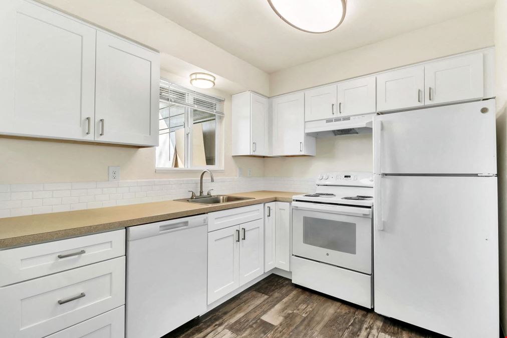 Applegate Apartments