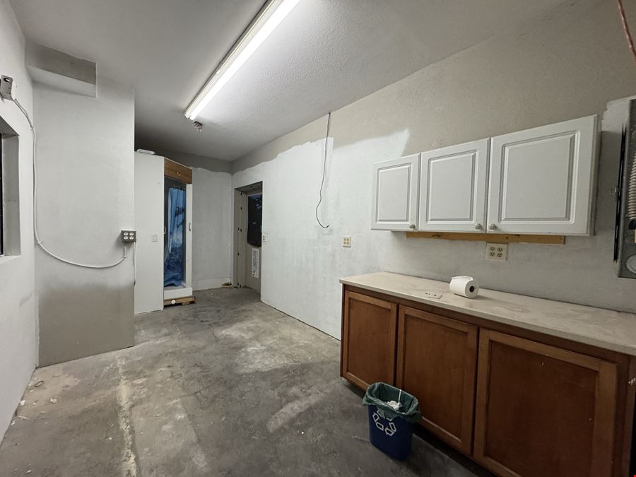 1410 Beltline Rd