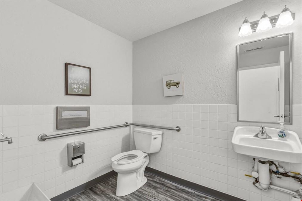 460 W Main St Fernley NV 89408