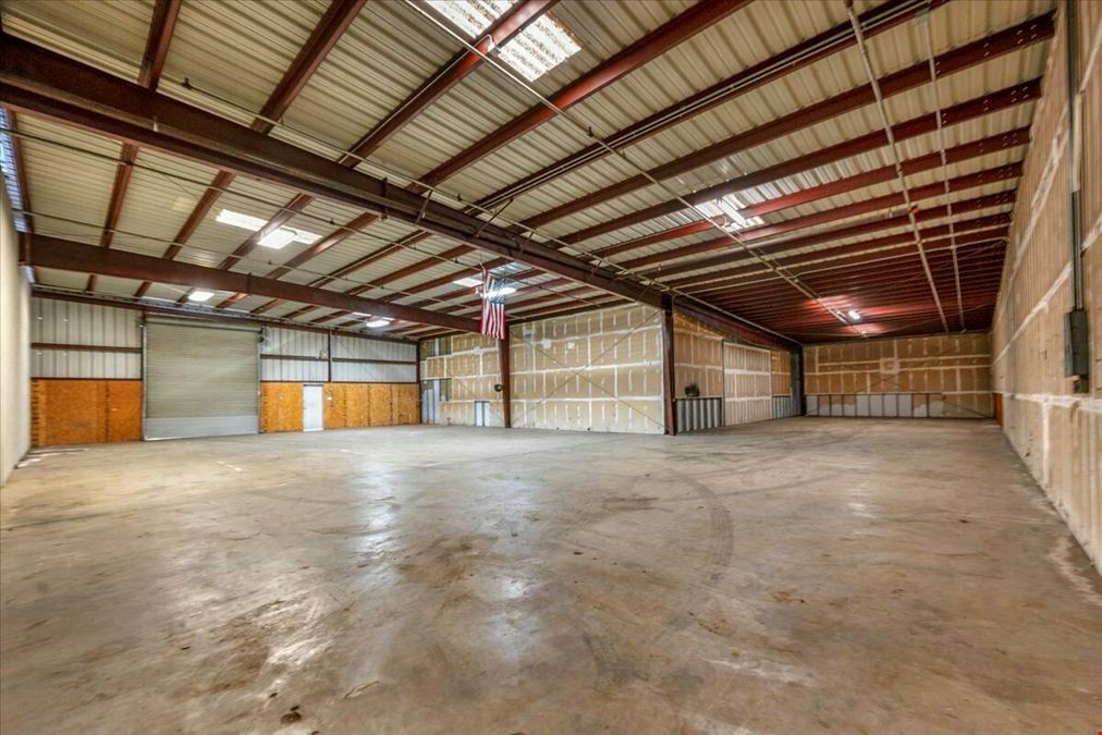 (2) Move-In Ready Office/Warehouse Spaces Near Airport