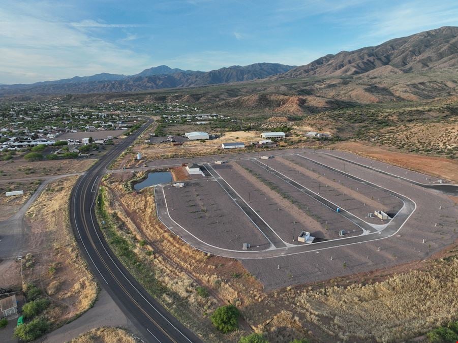 Roosevelt Lake Cottages RV Park