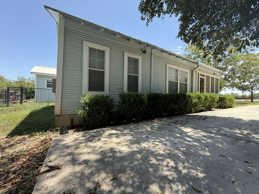 4778 Old Highway 81 BLDG 1