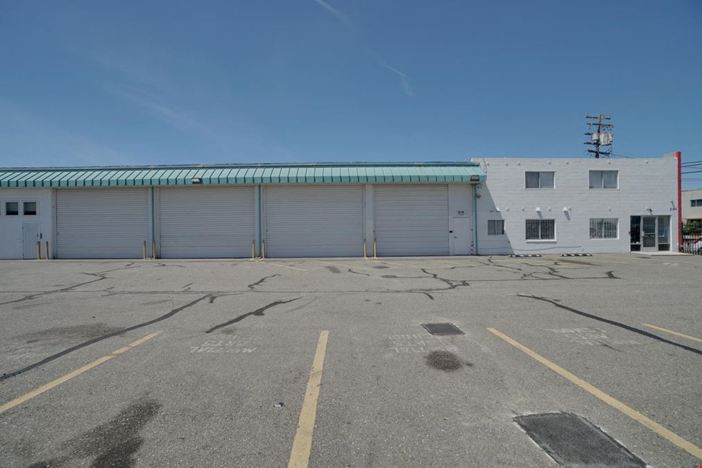 2196 American Ave