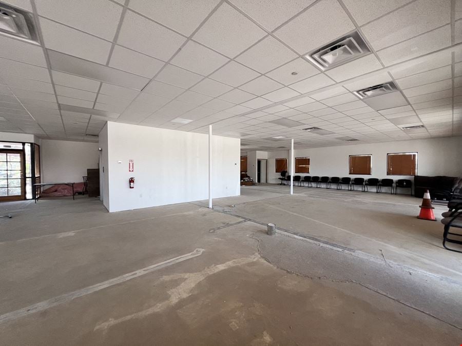5900 North Granite Reef Road