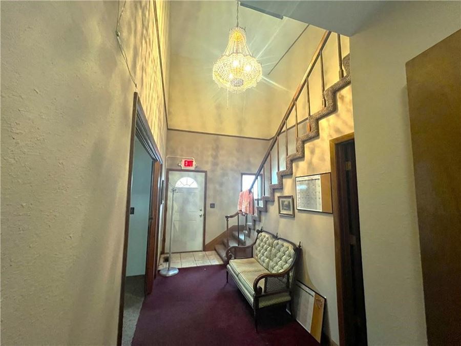 417 Main St