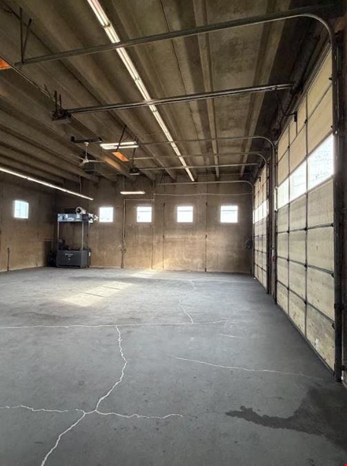 10,000 SF Automotive Warehouse W/ 2,000 SF bonus mezzanine included at no additional rent | 950 W 2100 S Salt Lake City