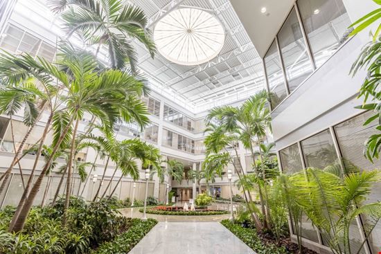 Regus - Miami Airport - Waterford