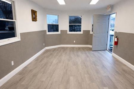 Preview of Office space for Rent at 1018 Raritan ave