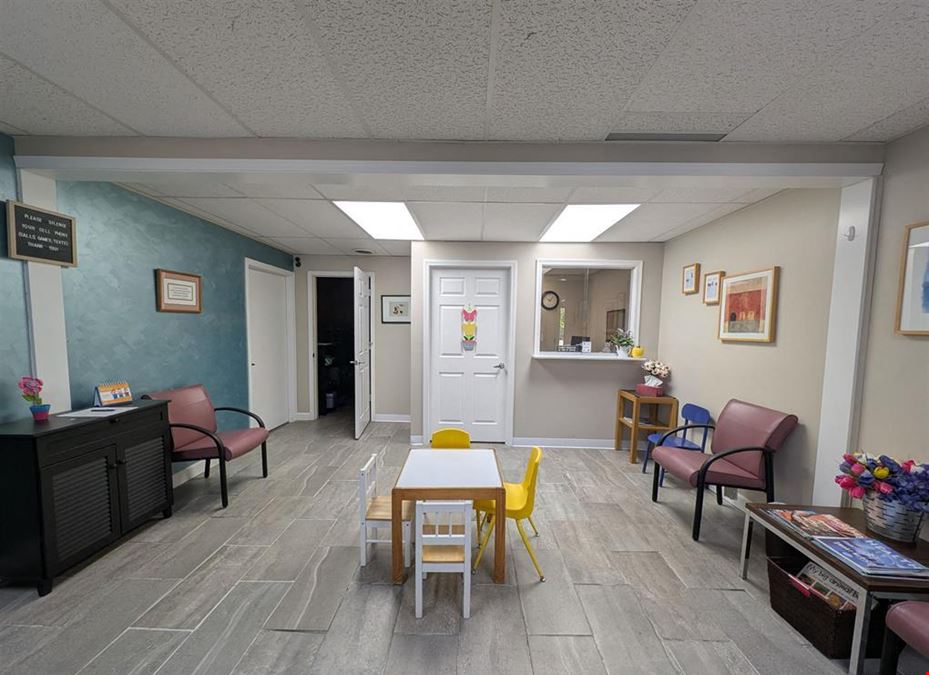 2001 W Willow Knolls Dr Suite 201