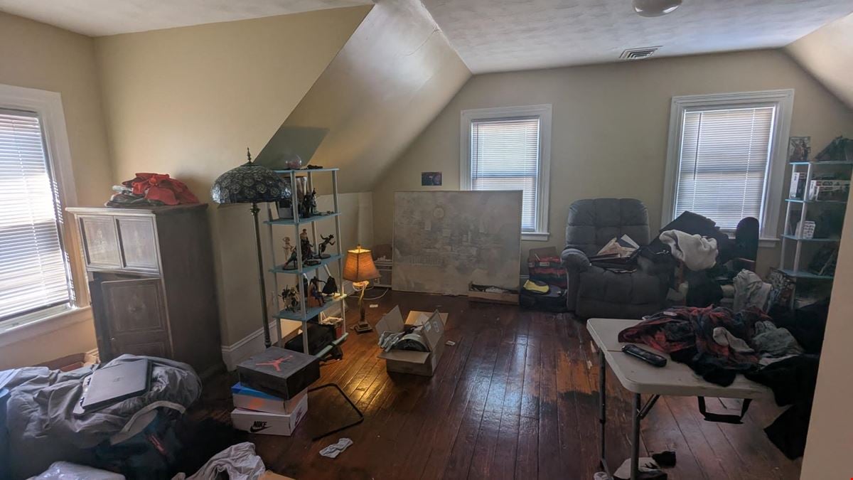 Two 3 units with an extra lot! Point, Emmet and Beacon St!