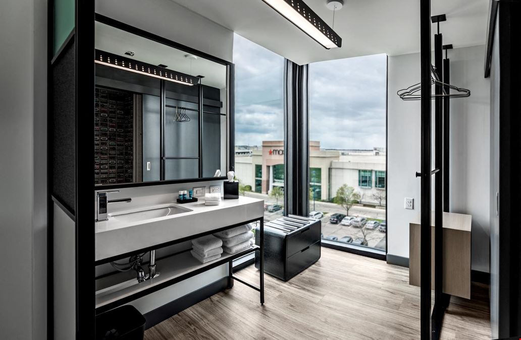 Aloft, Columbus at Easton