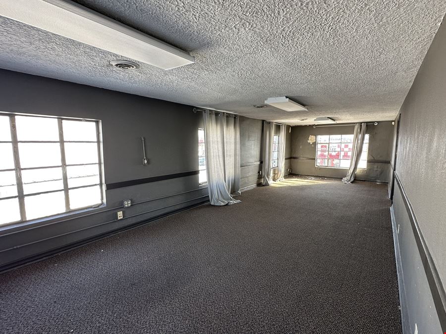 13,828 SF on .87 Acres Zoned GM in NW Springfield