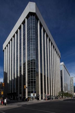 Sun Life Centre - 99 Bank Street