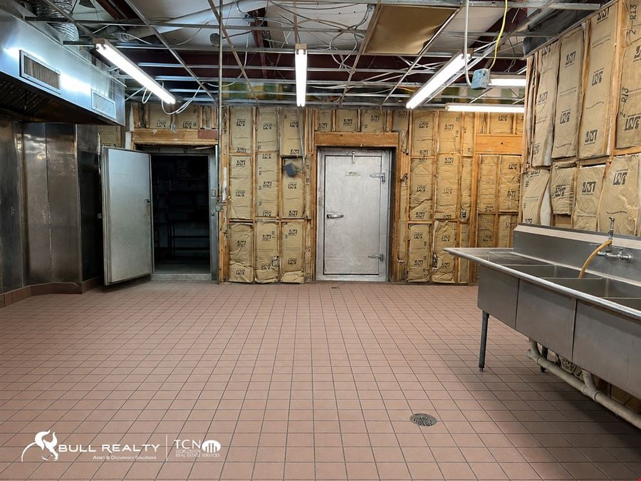Standalone Restaurant Space | ±3,214 SF