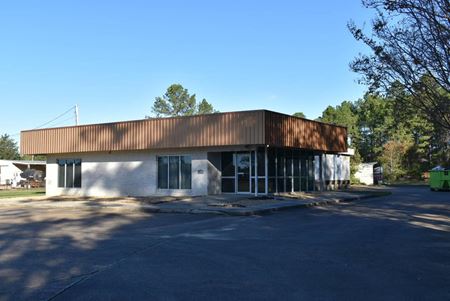 Preview of Unassigned space for Sale at 611 US Highway 82 East
