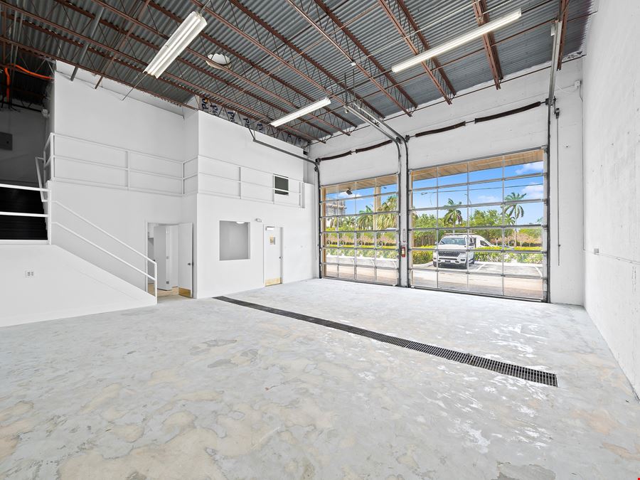 1100 W Oakland Park Blvd