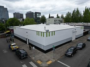 Unique SE Portland Warehouse with Wash Bay