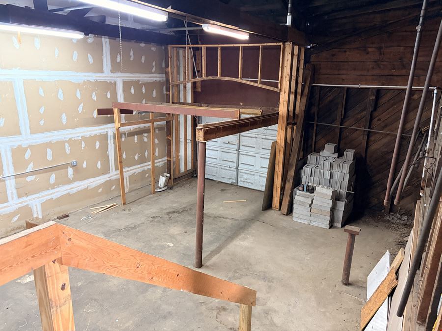 890 Green Street SW, Conyers, GA 30012